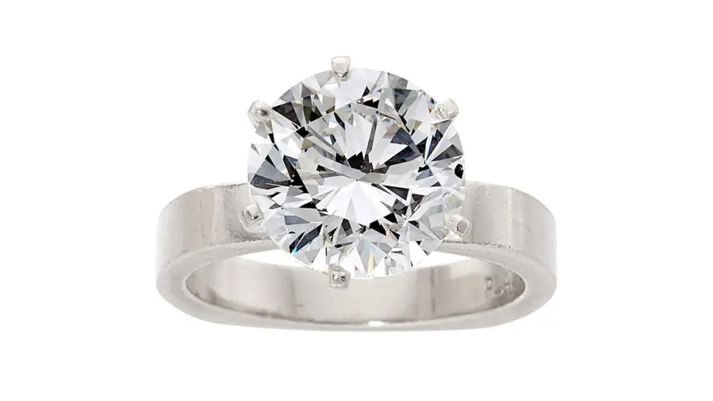 A ring with a round brilliant-cut, 4.04-carat, D, VVS1 diamond at Heritage Auctions image