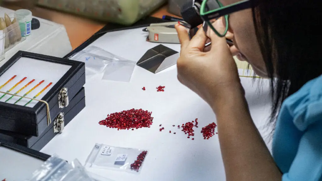 Sorting gems at K.S. Jewelry image