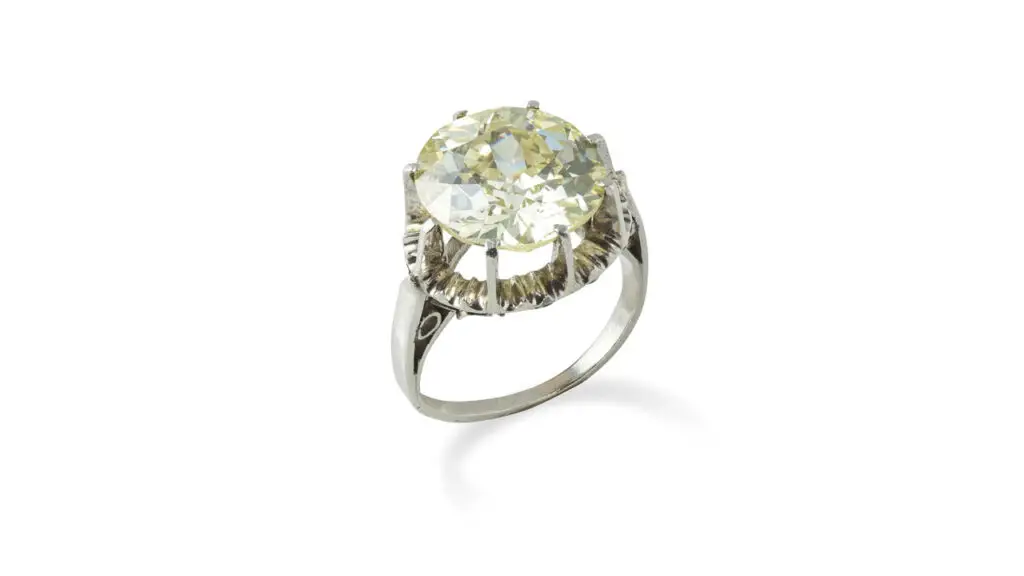 This old brilliant-cut, 8.58-carat, N- to R-color, VS2-clarity diamond ring at Bonhams image