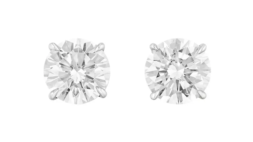 These stud earrings feature two round brilliant-cut diamonds. One is a 5.13-carat, D, VVS2-clarity, type IIa stone with the potential to be internally flawless and the other is a 5.04-carat, D, VVS2, type IIa diamond at Christie's