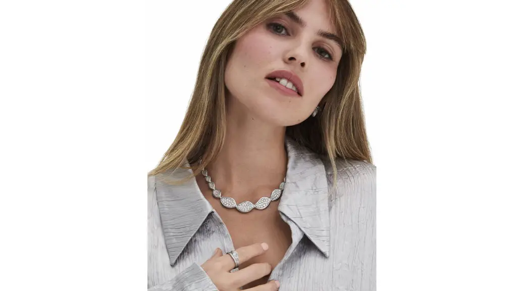 Dahlia Petal diamond pavé necklace on model image