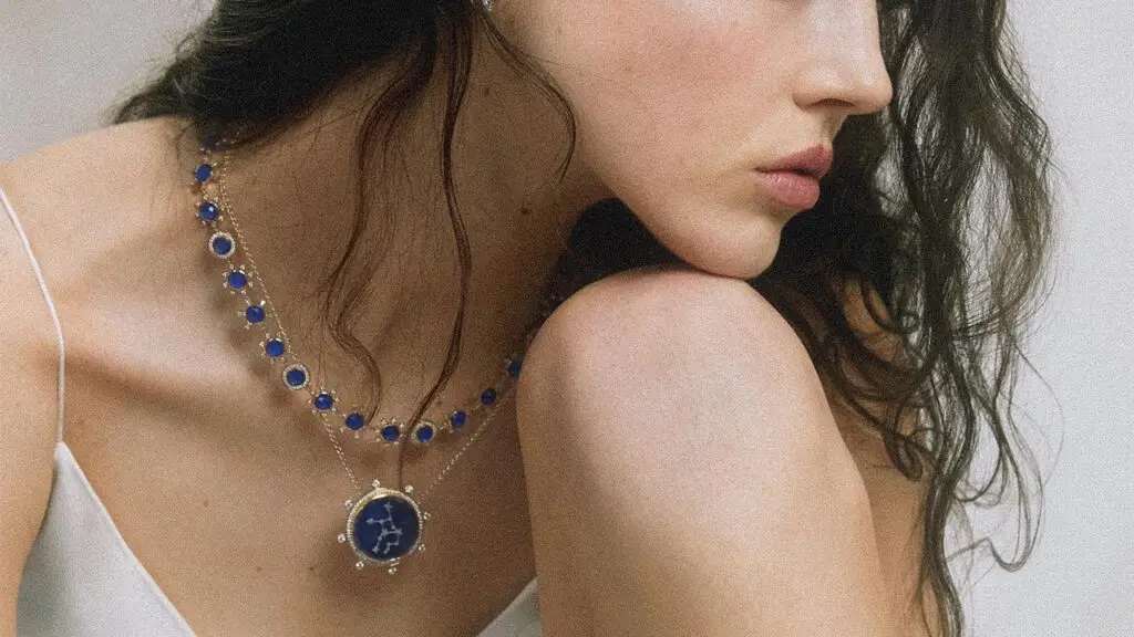 A model wearing two Renna necklaces image