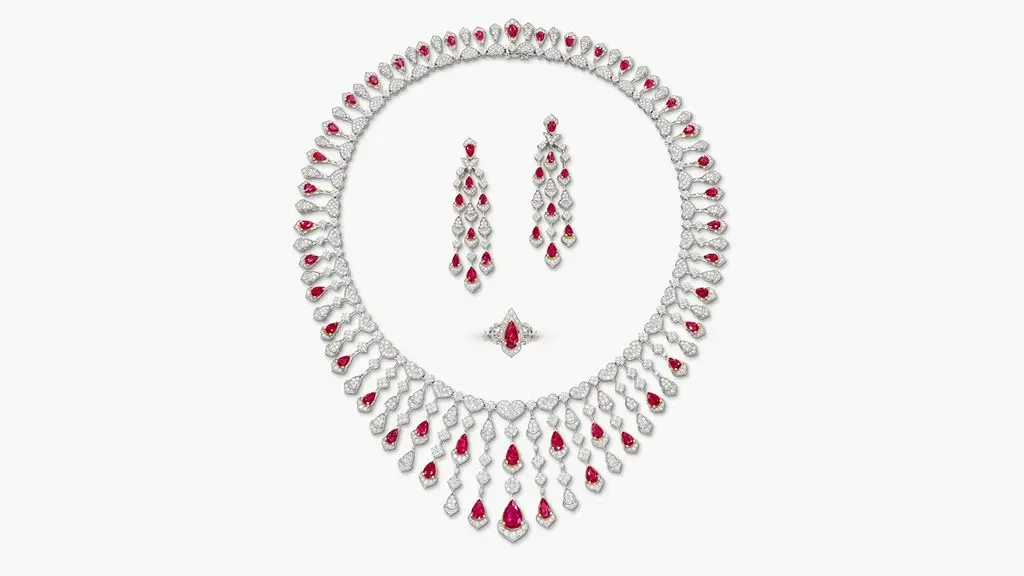 Colored-Diamond Earrings to Headline Sotheby’s Auction