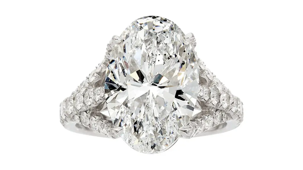 This ring features an oval-shaped, 7.02-carat, D, SI1 diamond, with full-cut diamonds along the band at Heritage Auctions image