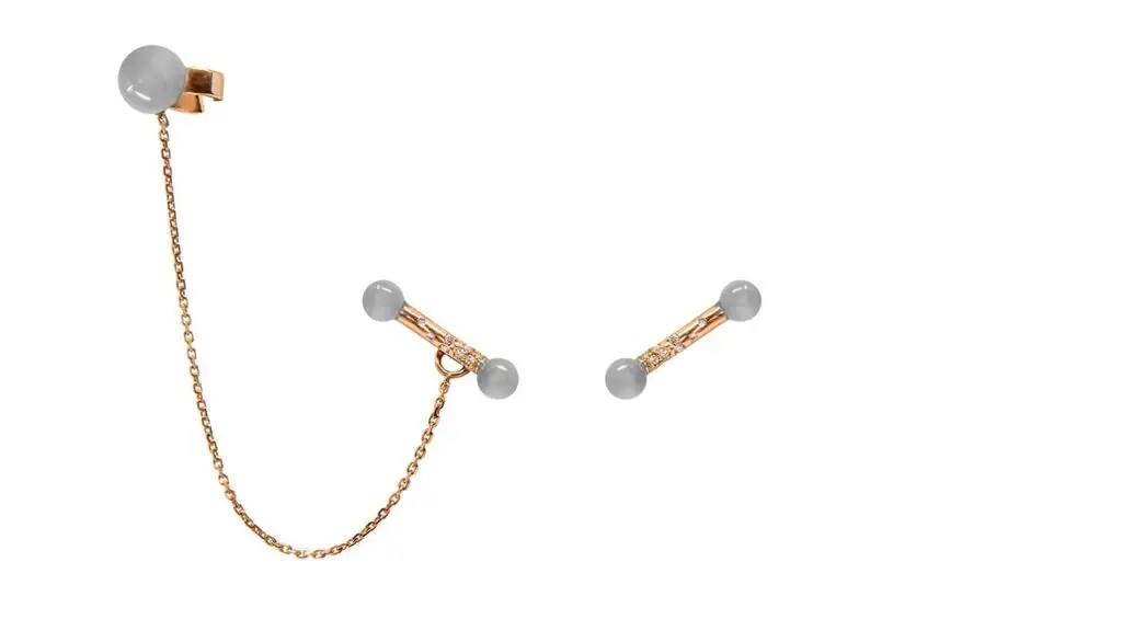 18-karat rose gold earrings with cabochon grey moonstones and 0.12 carats of diamonds, including removable cuff with carved grey moonstones image
