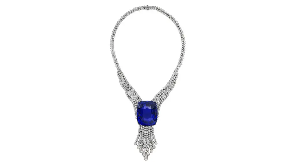 Blue Belle necklace bears a cushion modified mixed-cut Ceylon sapphire that was discovered in 1926 at Christie's image