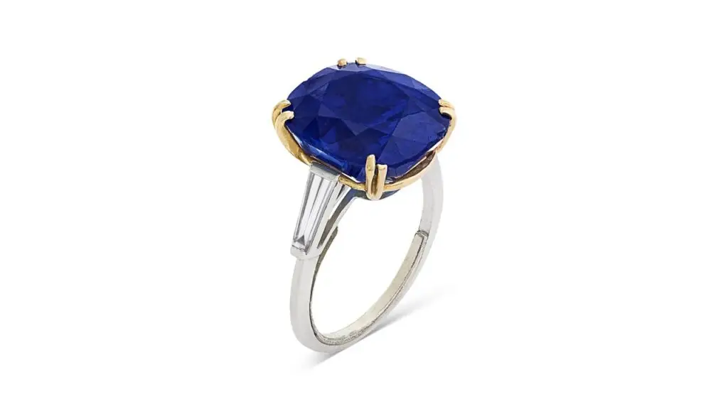 Cushion-shaped sapphire ring at Christie's image