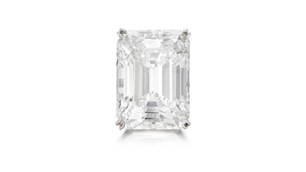 Ring bearing an emerald-cut internally flawless diamond at the Sotheby’s High Jewelry sale in Geneva image
