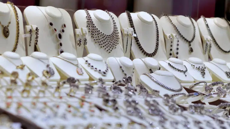 A jewelry-store display image
