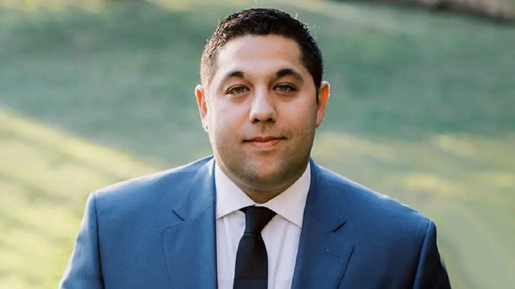 Steven Lerche portrait