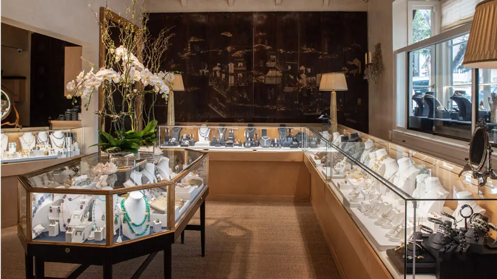 Cayen Collection interior image