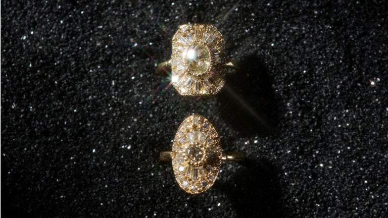 Ellis Mhairi Cameron rings in Esqueleto’s “All That Glitters” holiday campaign image