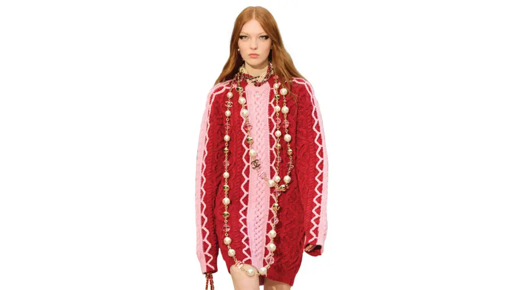Current image: Model wears huge pearls as accessories on the Chanel catwalk image