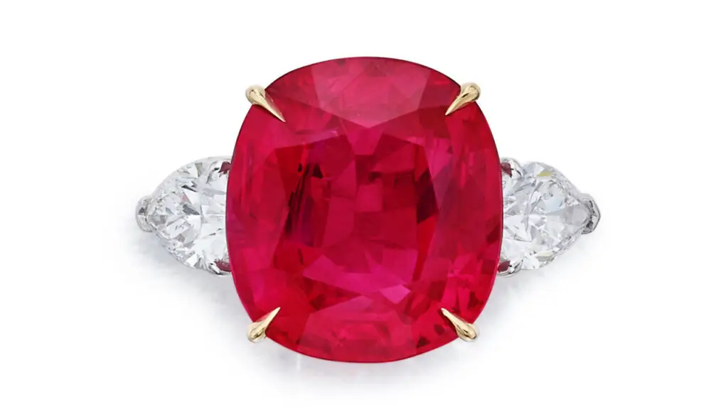 Cushion-cut Burmese ruby and diamonds ring image
