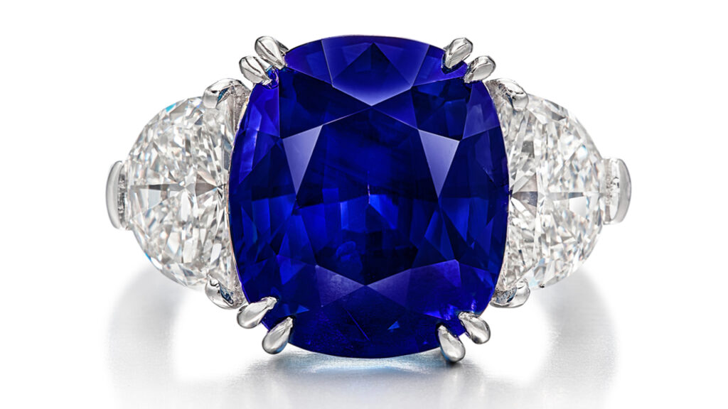 Cushion-shaped kashmir sapphire, set between two diamonds ring, Sotheby's image