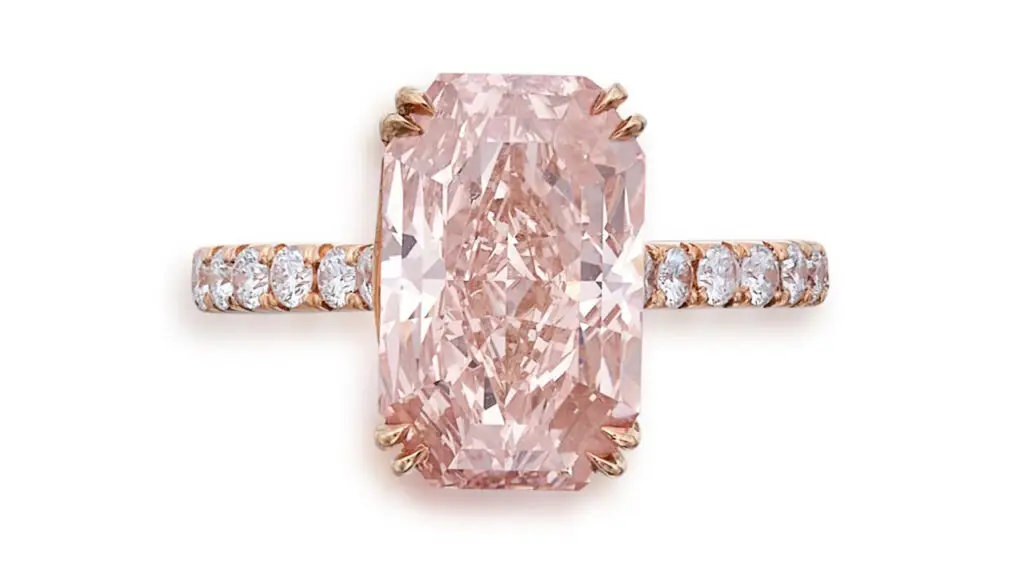 Orange-pink diamond ring from Sotheby's image