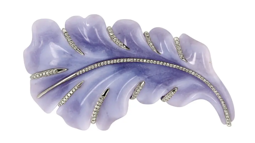 Chalcedony brooch by Fei Liu image