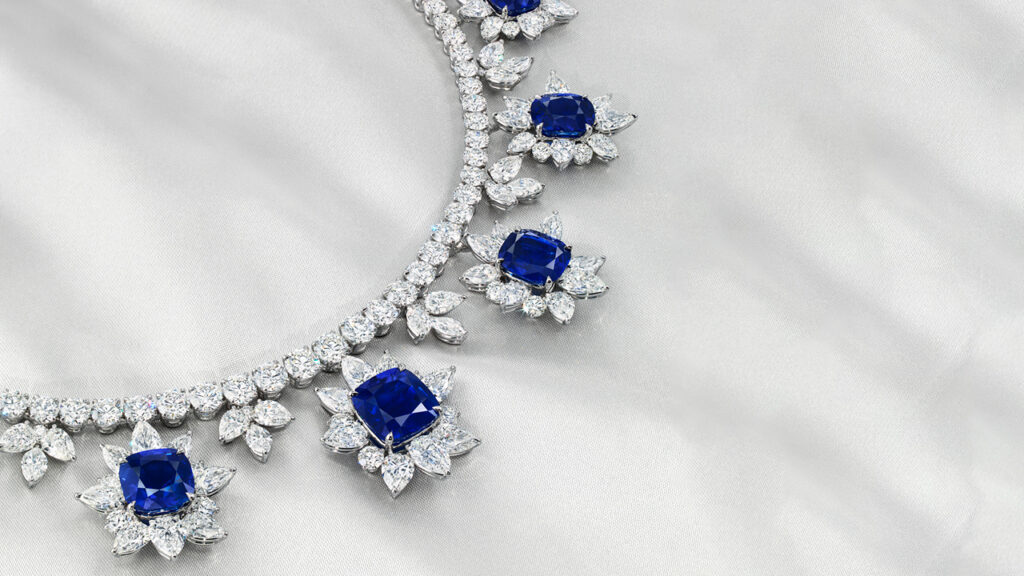 The Royal Blue necklace image