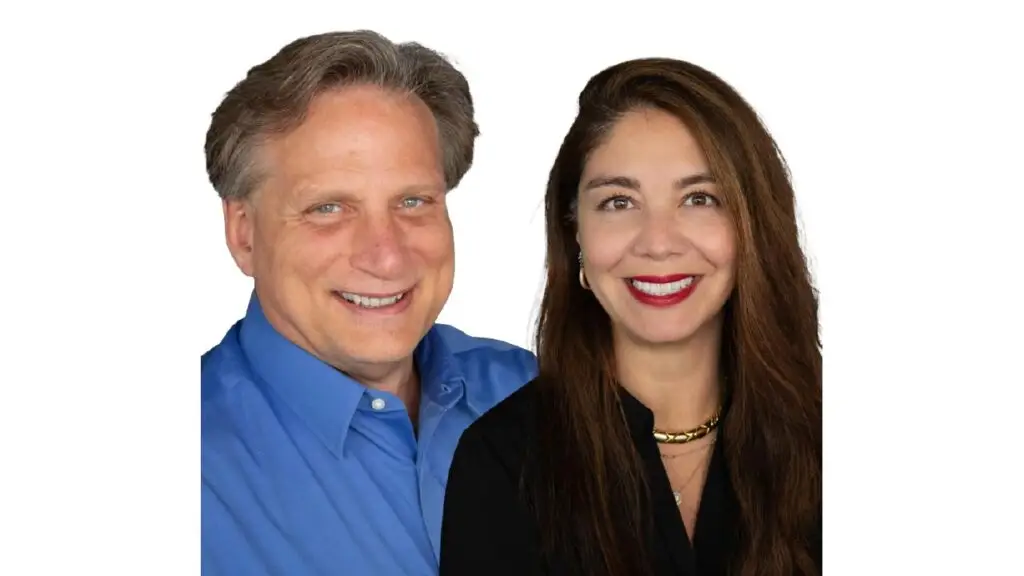 Fernanda Beraldi and Ed Broecker image