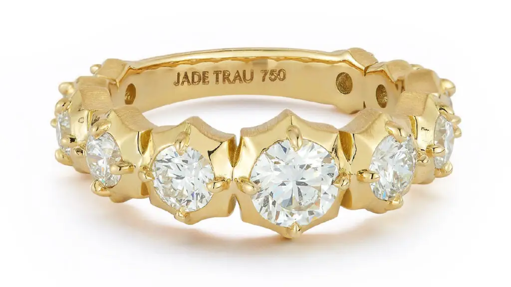 Sophisticate ring image