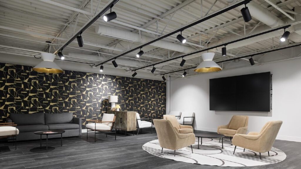 Brockhaus Jewelry’s multipurpose mezzanine in Norman Oklahoma image