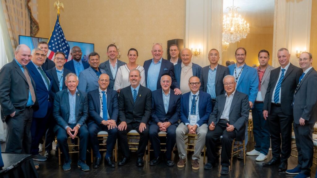 Attendees at the World Federation of Diamond Bourses Presidents' Meeting in June image