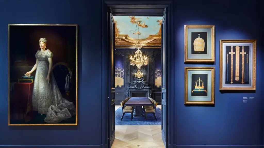 Artwork adorning the inside of Chaumet’s Place Vendôme boutique image
