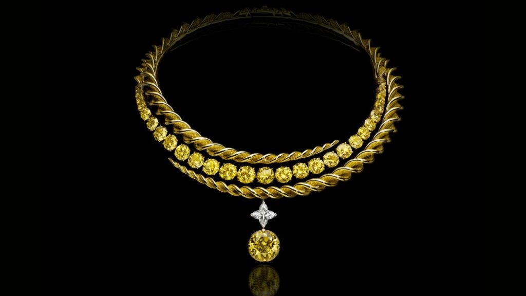 Louis Vuitton's Eternal Sun necklace in yellow diamonds and gold image