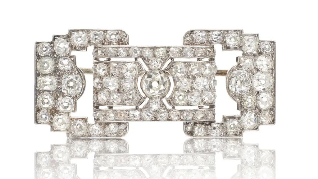 A Cartier diamond brooch that sold at Sotheby’s image