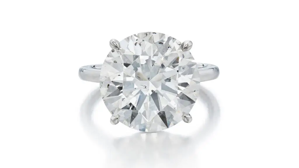Round diamond ring at Sotheby's image