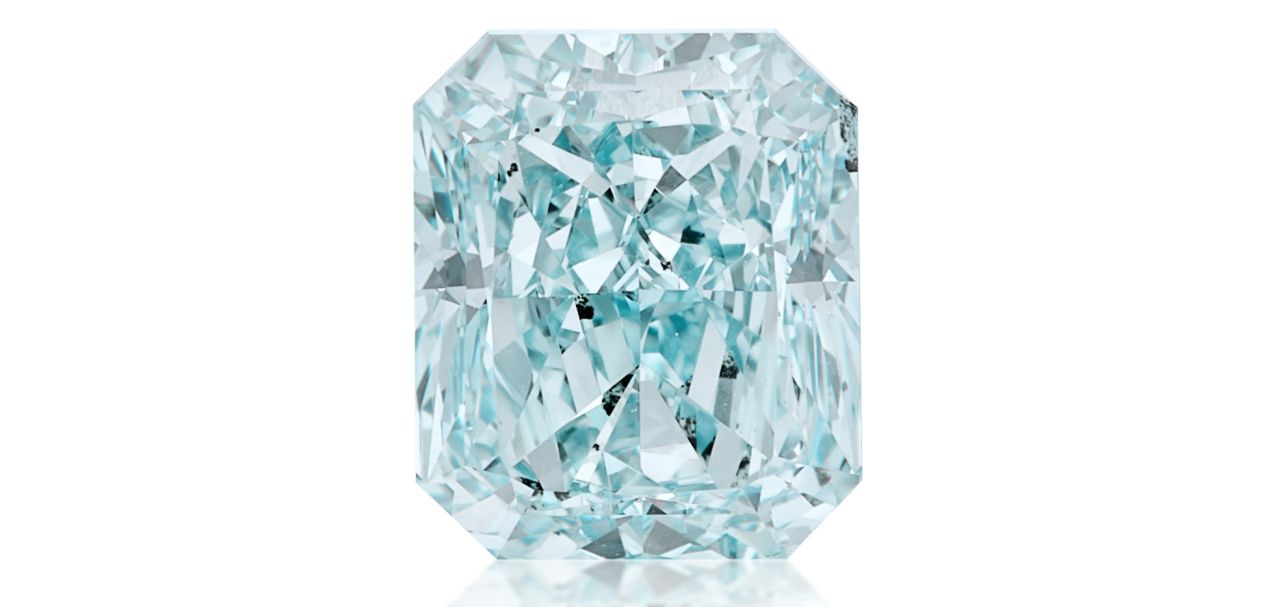 2.47-carat, yellowish-green diamond ring image