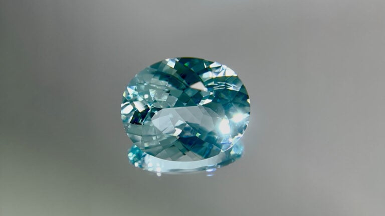 The 8.31-carat Paraíba tourmaline by The Gem Portal image