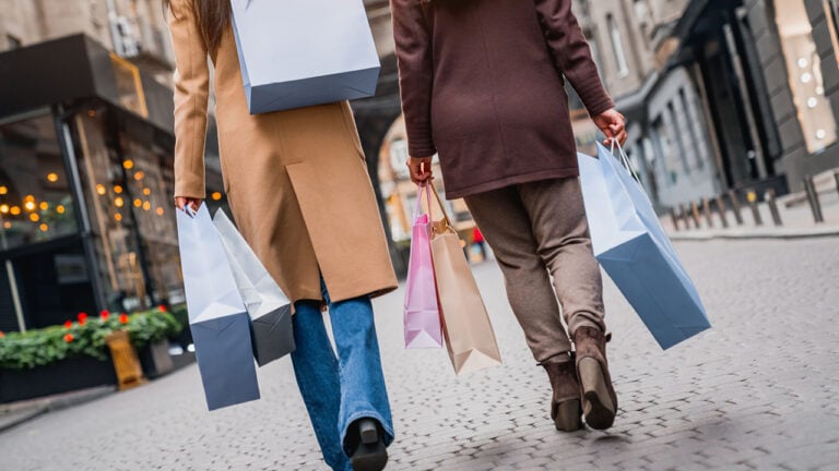People shopping image