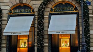 A Boucheron store in Paris image