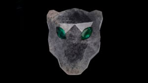 The carved panther's face diamond image