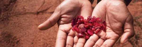 blog-post-preview_081225-gemstone-trends-in-2025-v2